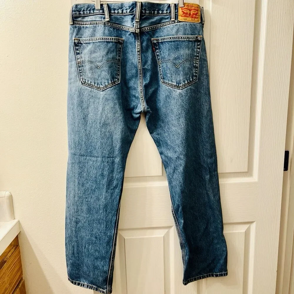 Levi's 505 Jeans Men's 38 X 32 Regular Fit Straight Leg Dark Stonewash Blue READ